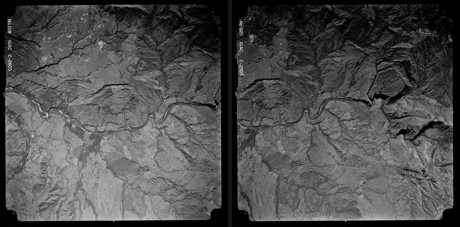 Par estereoscópico de dos fotografías aéreas consecutivas del vuelo C-2603 del IGAC, con traslapo entre fotogramas